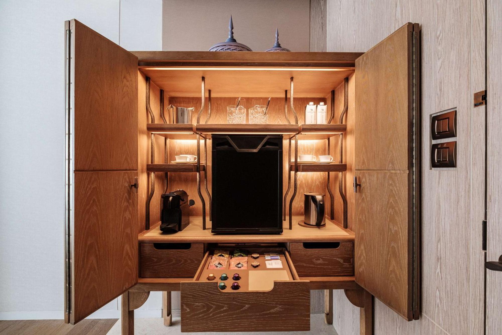 Khách sạn Waldorf Astoria 5*