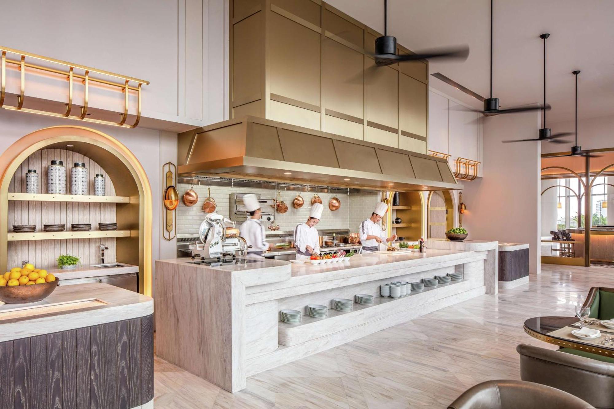 Waldorf Astoria Khách sạn